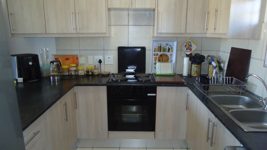 2 Bedroom Property for Sale in Fairview Golf Estate Western Cape